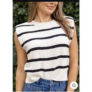 NWT Strut And Bolt Cream‎ Black Striped Shoulder Pad Sleeveless Knit Top Large